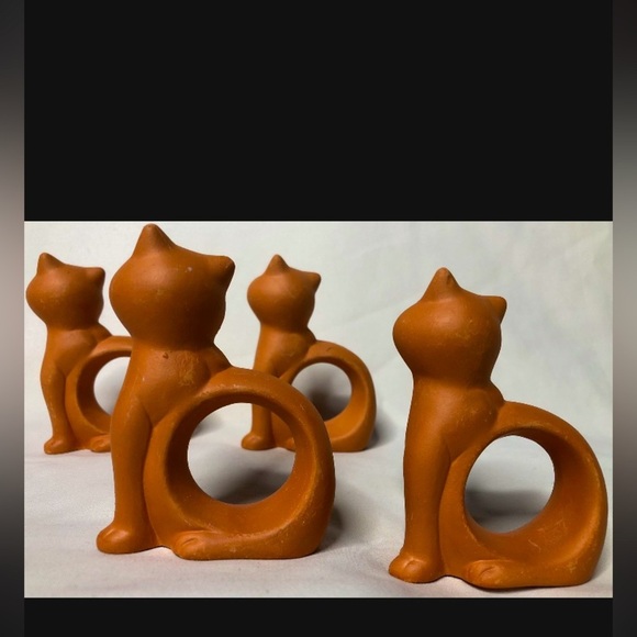 Vintage Terra Cotta Cat Napkin Ring Holders - Picture 3 of 7